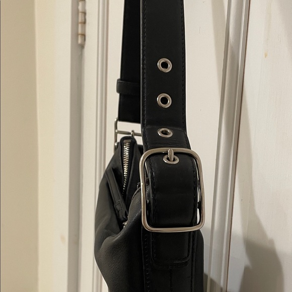 Coach Black Leather Shoulder Bag - Picture 3 of 7